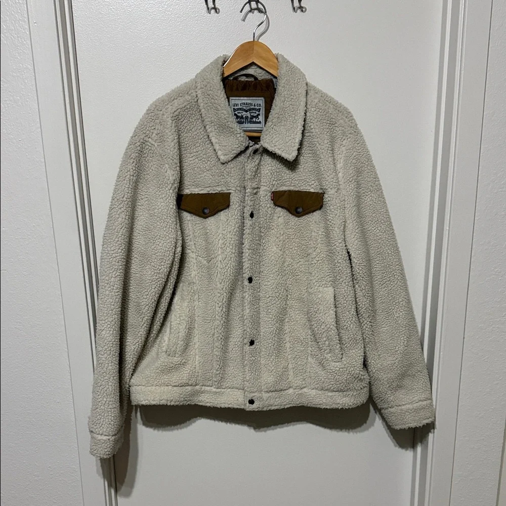 Levi's Men's Sherpa Trucker Jacket - Picture 4 of 13